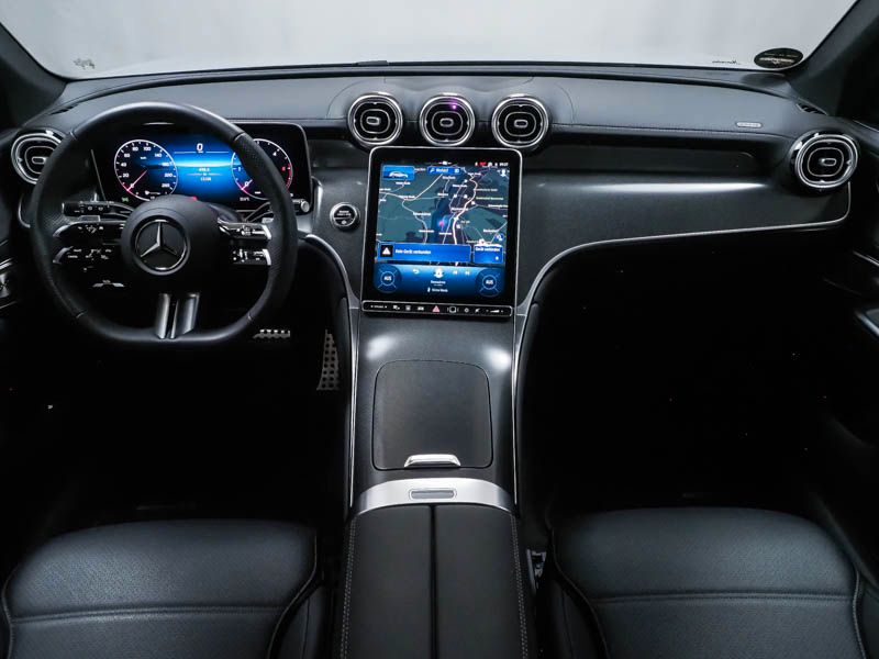 Mercedes-Benz GLC 300 2025 г. Серый, пробег 13103 км