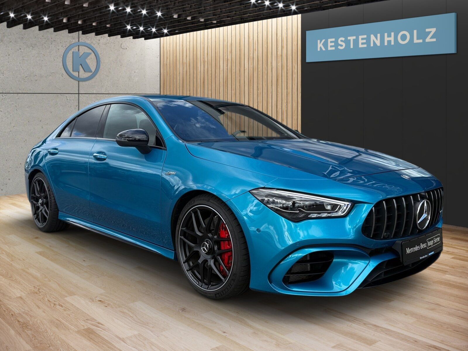 Mercedes-Benz CLA 45 AMG 2024 г. Синий, пробег 23818 км