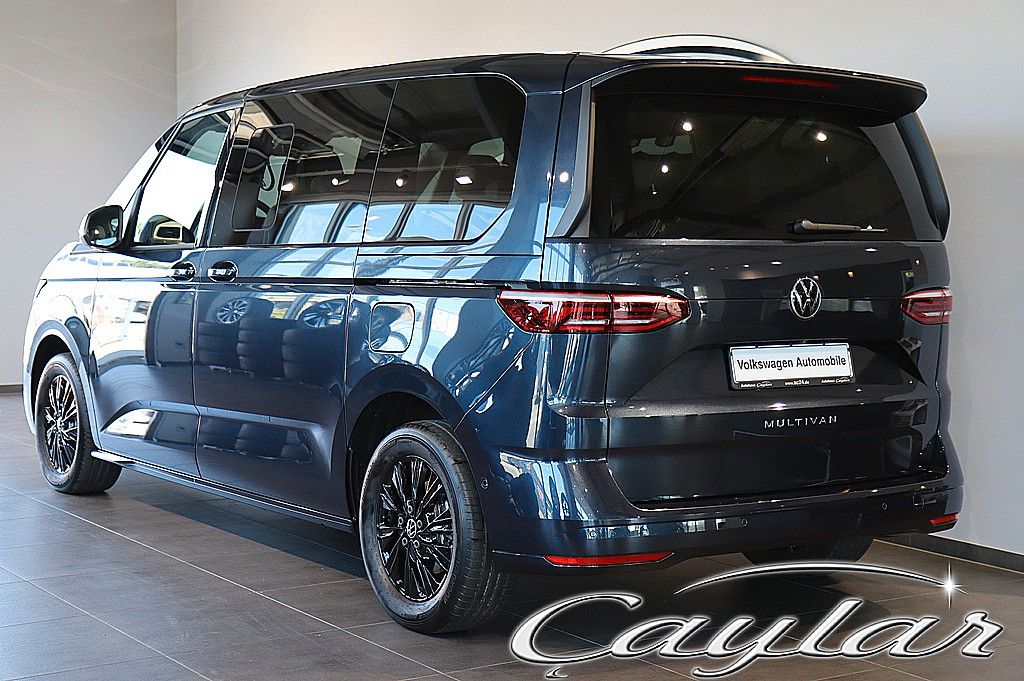 Volkswagen T7 MULTIVAN 2025 г. Синий, пробег 15877 км