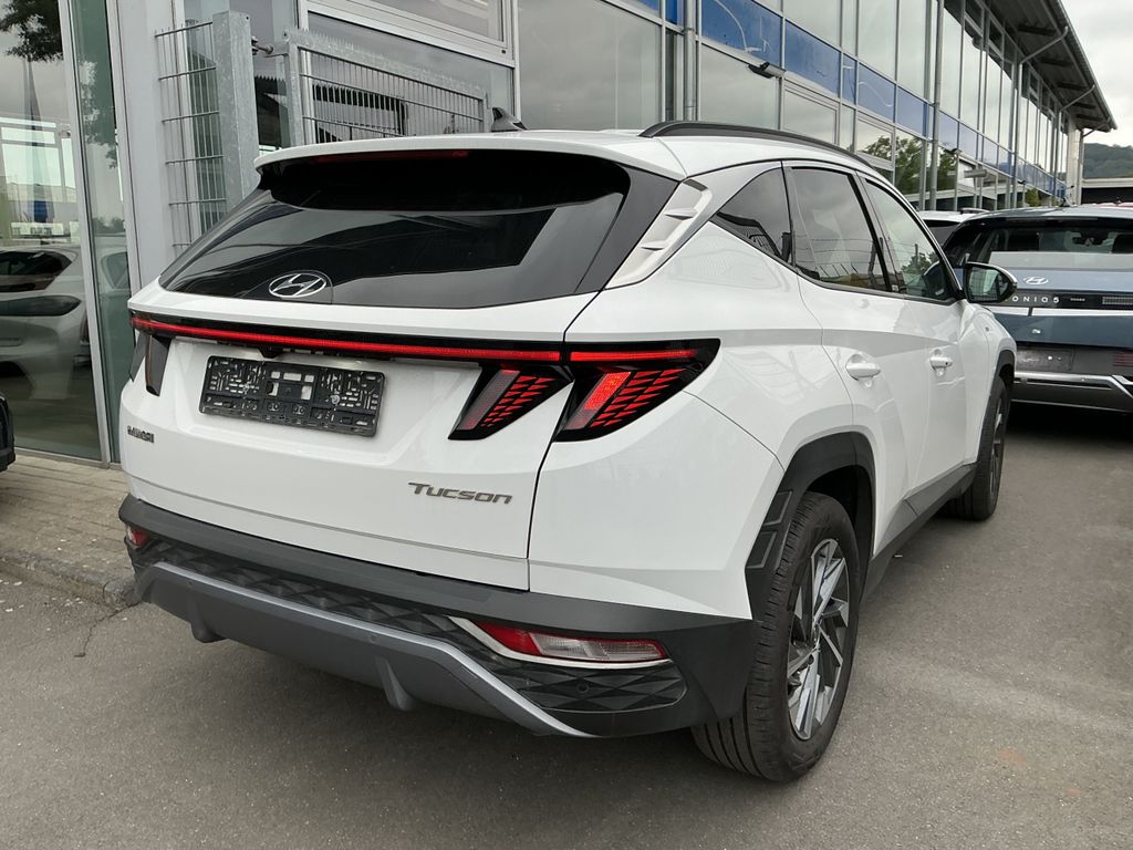 Hyundai Tucson 2021 г. Белый, пробег 58500 км