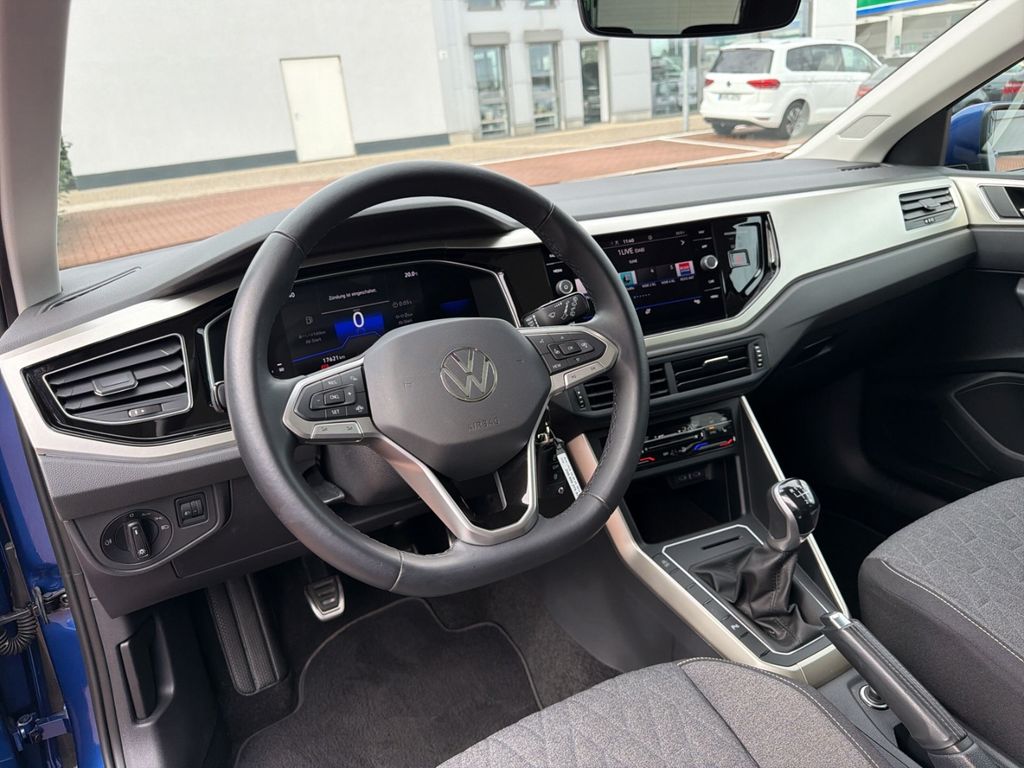 Volkswagen Polo 2023 г. Синий, пробег 17650 км