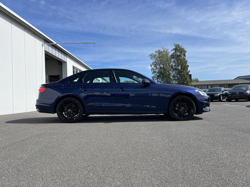 Audi A4 2023 г. Синий, пробег 54968 км