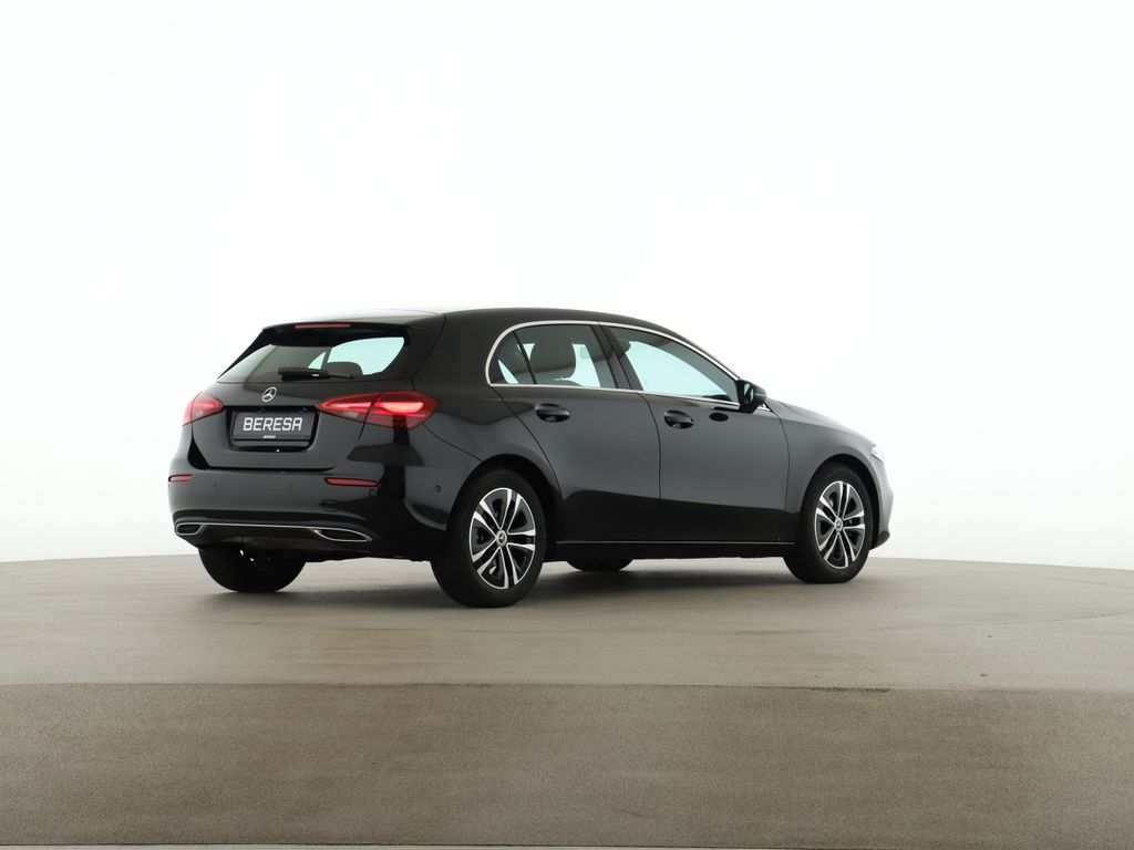 Mercedes-Benz A 180 2025 г. Чёрный, пробег 7600 км