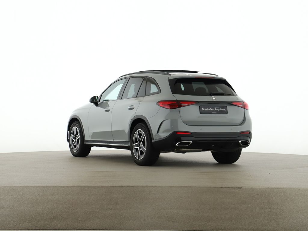Mercedes-Benz GLC 300 2025 г. Серый, пробег 12500 км