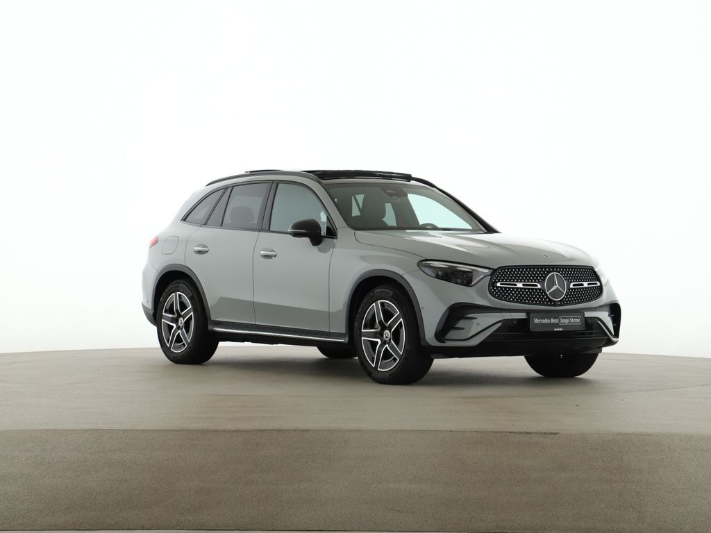 Mercedes-Benz GLC 300 2025 г. Серый, пробег 12500 км