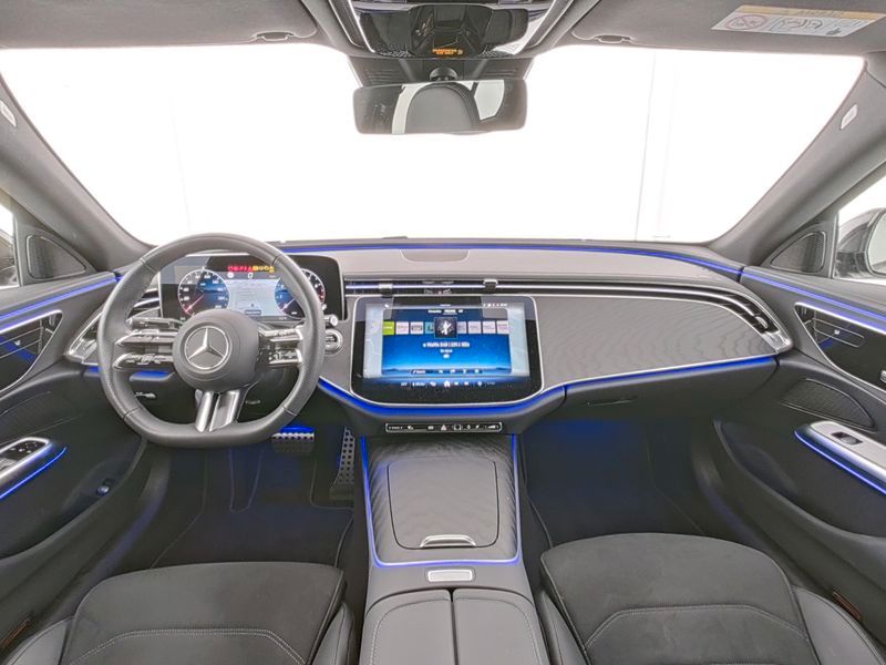 Mercedes-Benz E 200 2025 г. Белый, пробег 26016 км