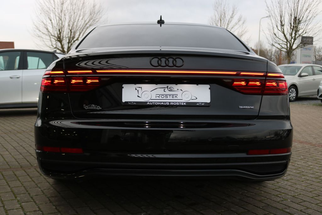 Audi A8 2022 г. Чёрный, пробег 52100 км