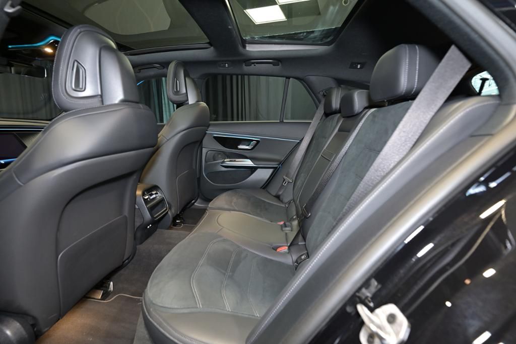 Mercedes-Benz E 200 2025 г. Чёрный, пробег 27650 км