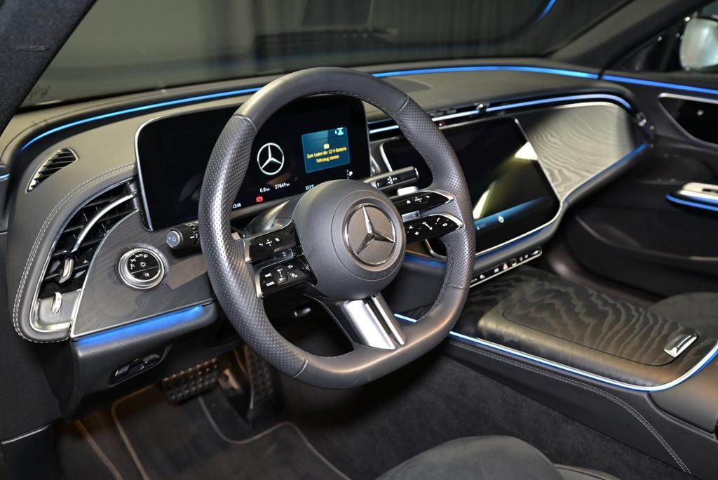 Mercedes-Benz E 200 2025 г. Чёрный, пробег 27650 км
