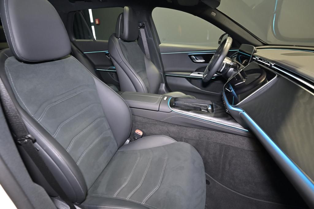 Mercedes-Benz E 220 2025 г. Белый, пробег 25000 км