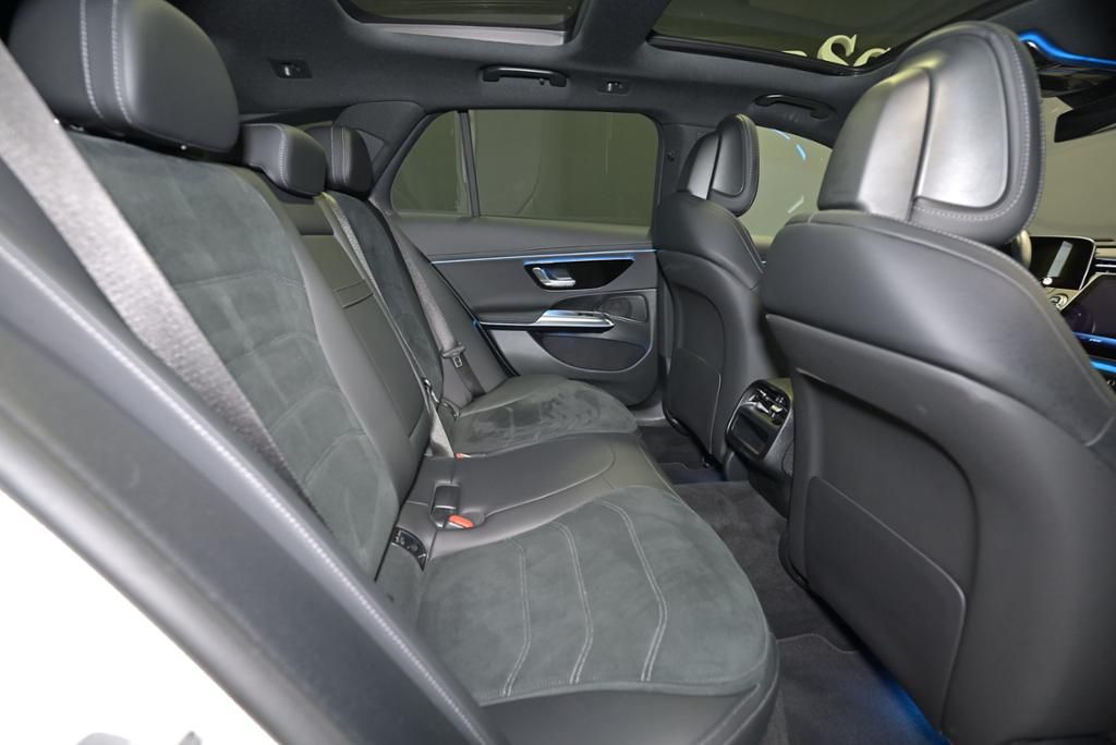 Mercedes-Benz E 220 2025 г. Белый, пробег 25000 км