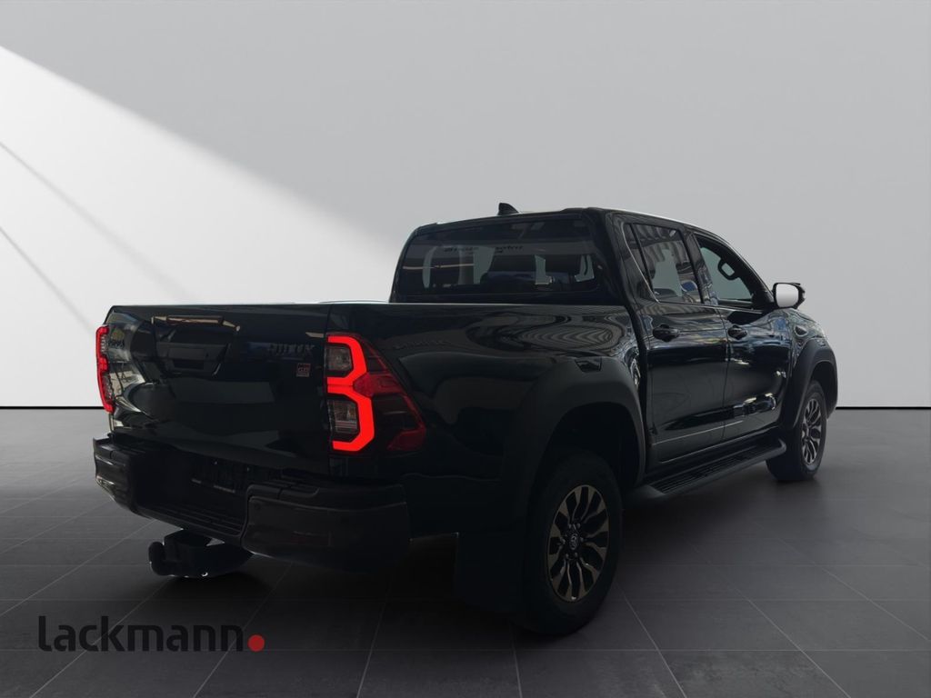 Toyota Hilux 2024 г. Чёрный, пробег 59200 км