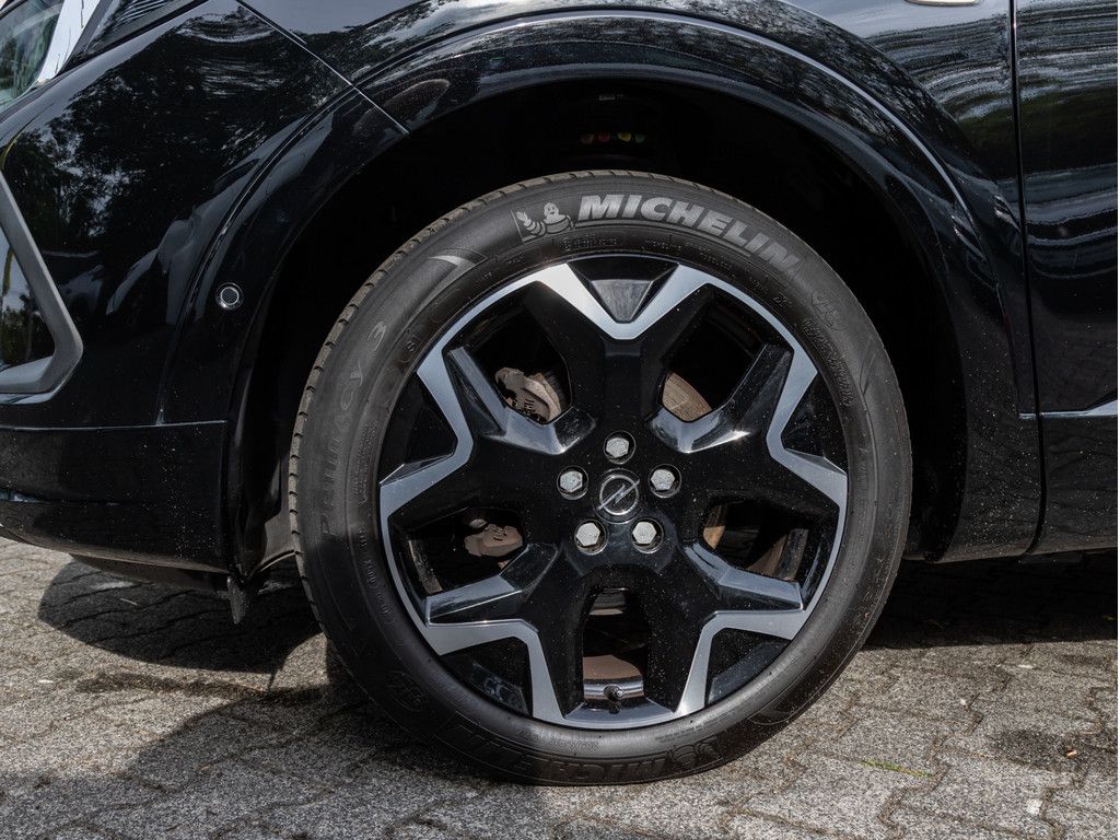 Opel GRANDLAND (X) 2022 г. Чёрный, пробег 52990 км