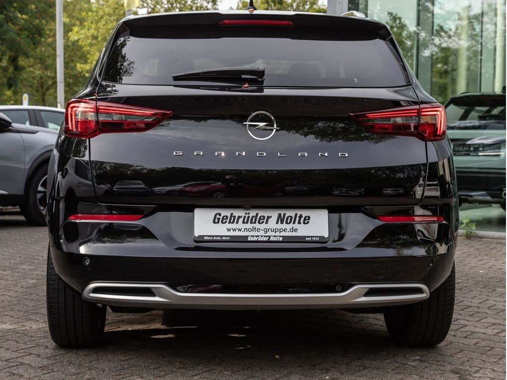 Opel GRANDLAND (X) 2022 г. Чёрный, пробег 52990 км