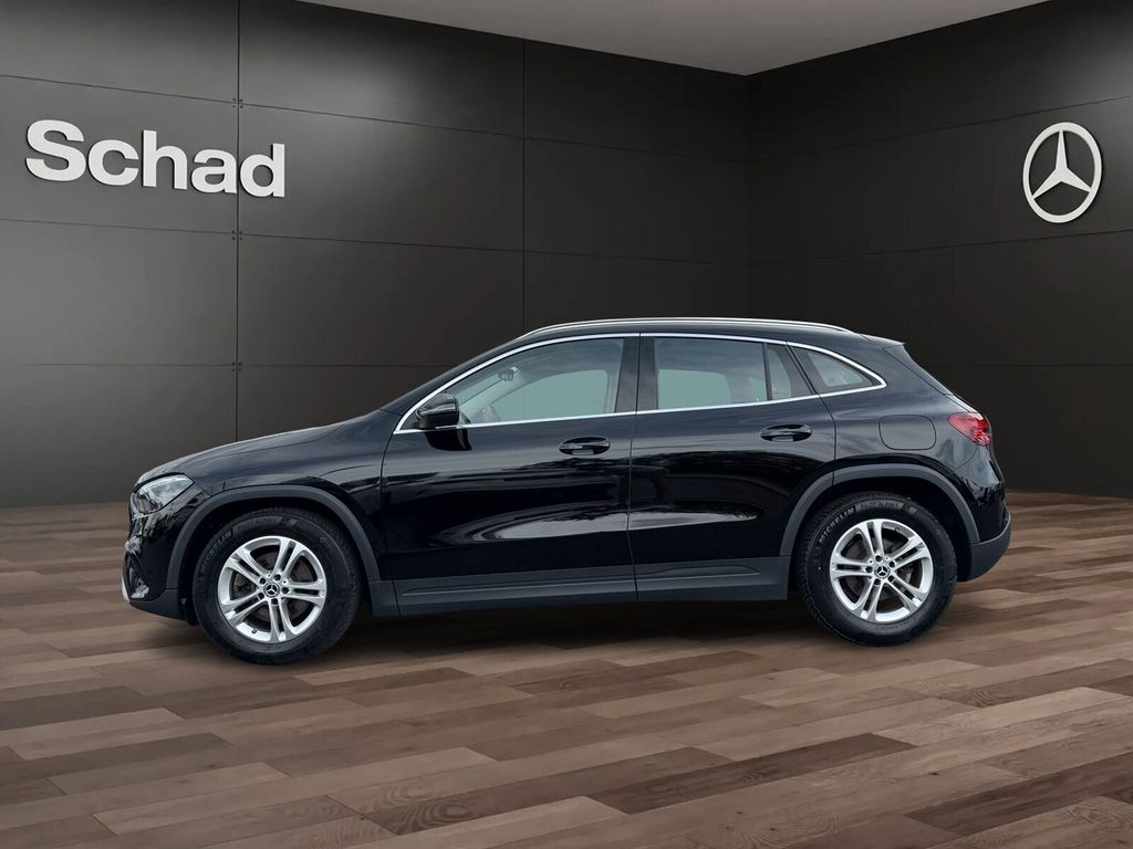 Mercedes-Benz GLA 180 2024 г. Чёрный, пробег 26990 км