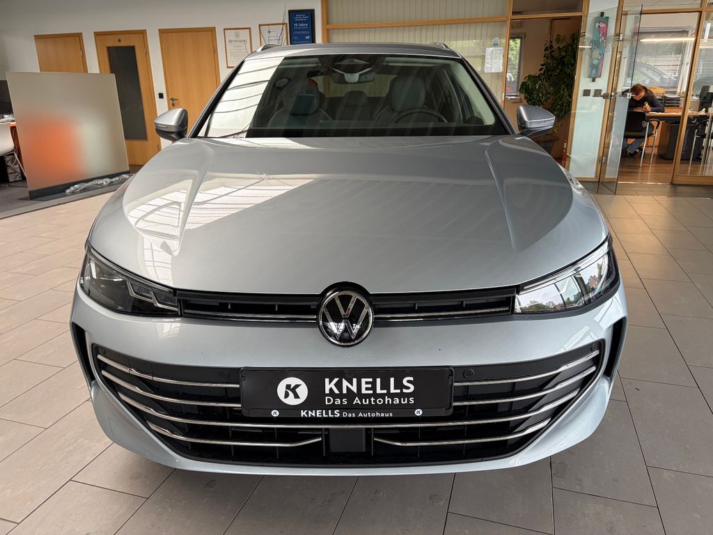 Volkswagen PASSAT VARIANT 2025 г. Серебристый, пробег 48500 км