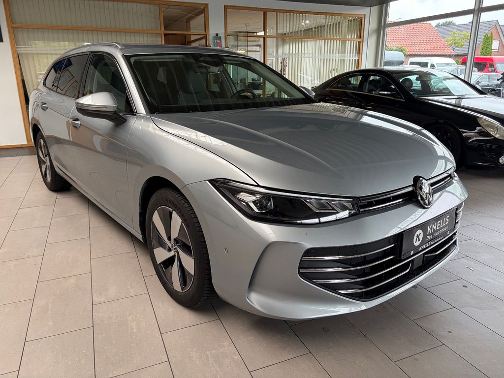 Volkswagen PASSAT VARIANT 2025 г. Серебристый, пробег 48500 км