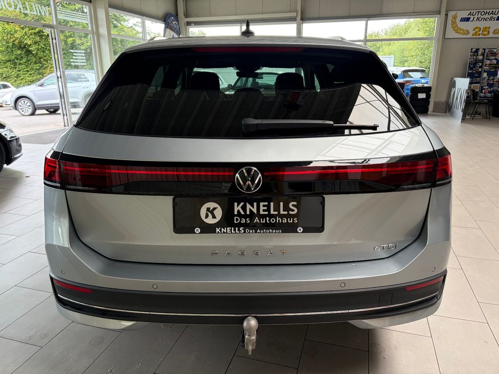 Volkswagen PASSAT VARIANT 2025 г. Серебристый, пробег 48500 км