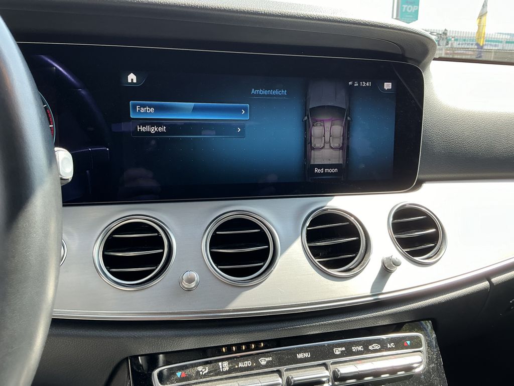 Mercedes-Benz E 220 2022 г. Чёрный, пробег 59946 км