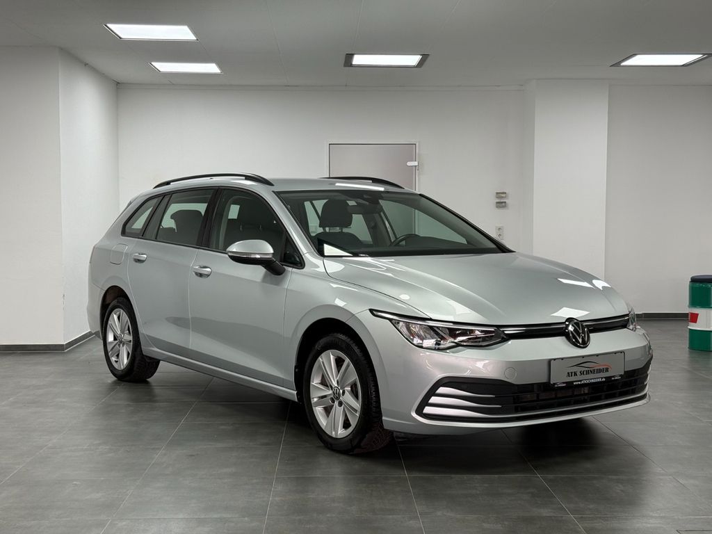 Volkswagen Golf 2023 г. Серебристый, пробег 50000 км