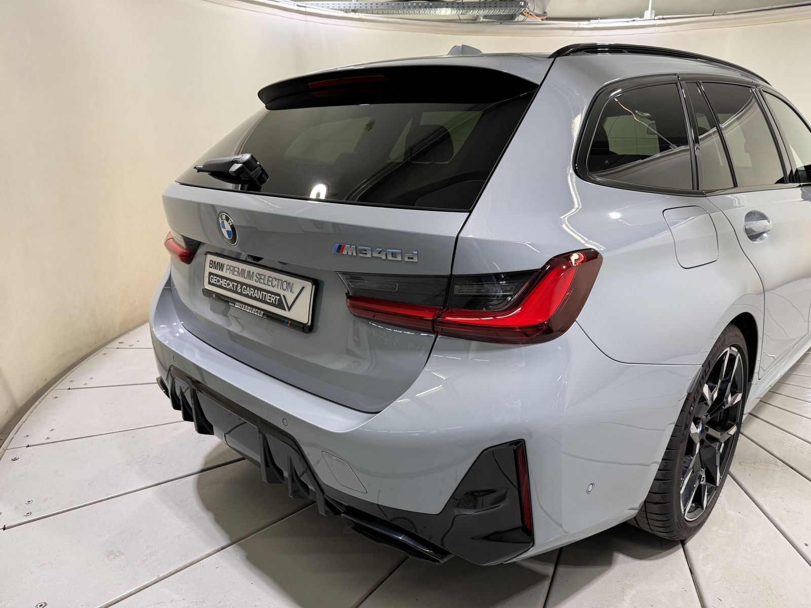 BMW M340D 2025 г. Серый, пробег 15543 км