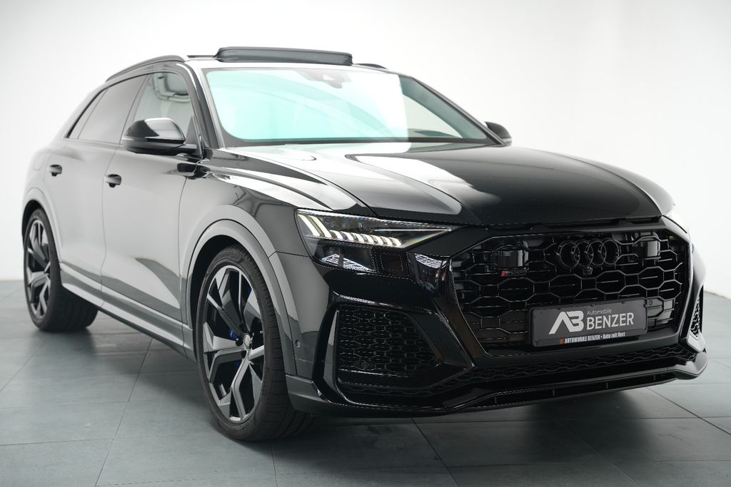 Audi RSQ8 2023 г. Чёрный, пробег 60000 км