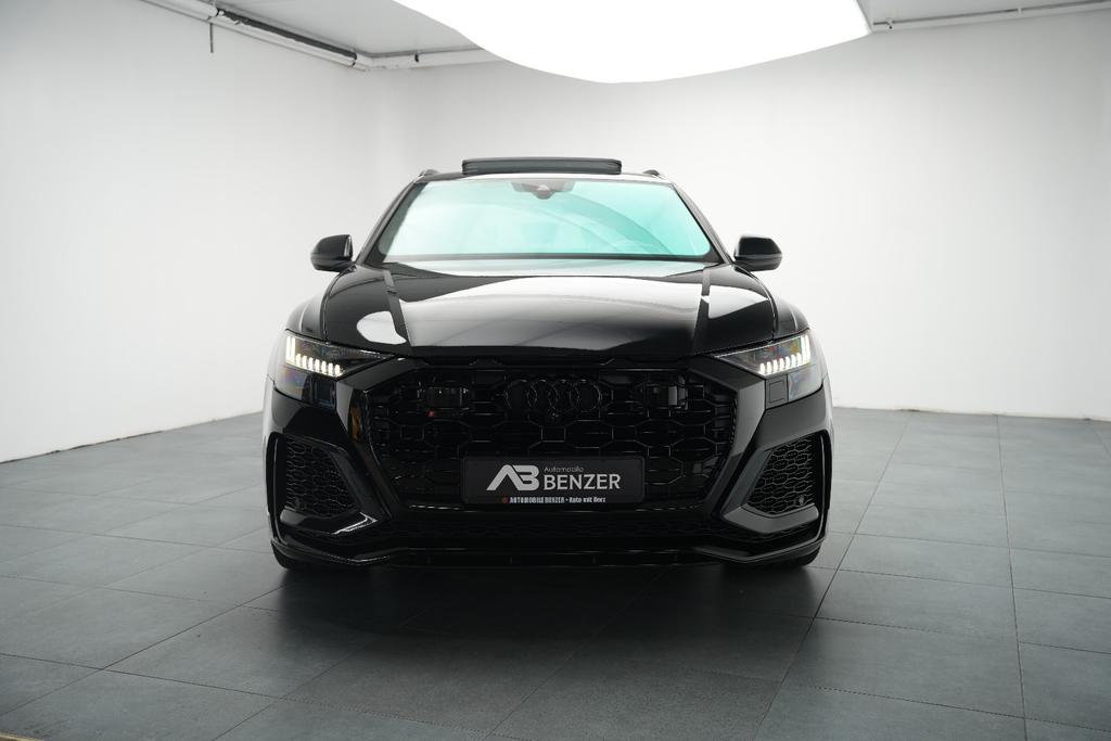 Audi RSQ8 2023 г. Чёрный, пробег 60000 км
