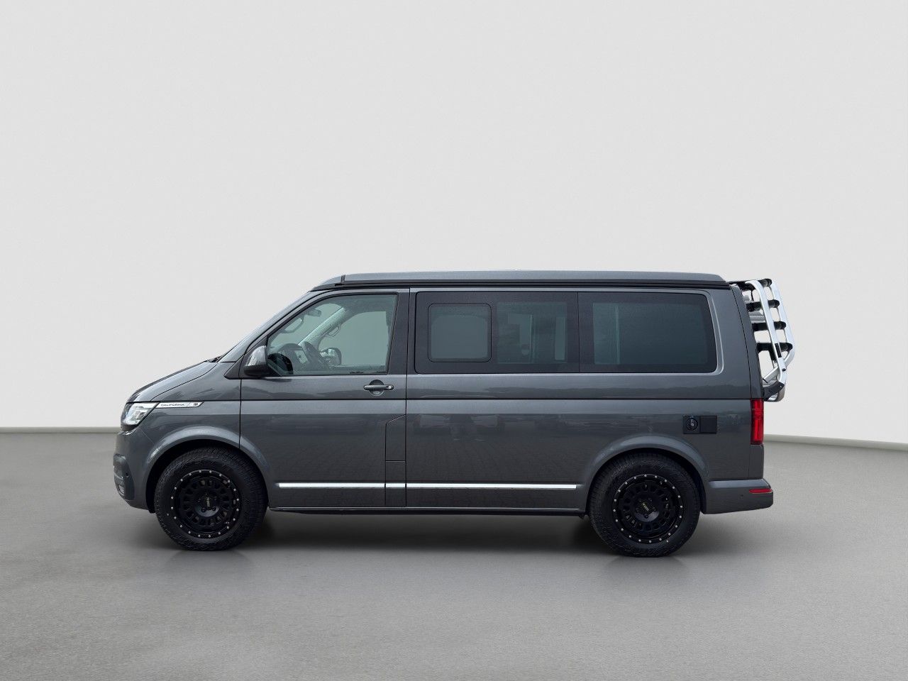 Volkswagen T6 CALIFORNIA 2024 г. Серый, пробег 57900 км