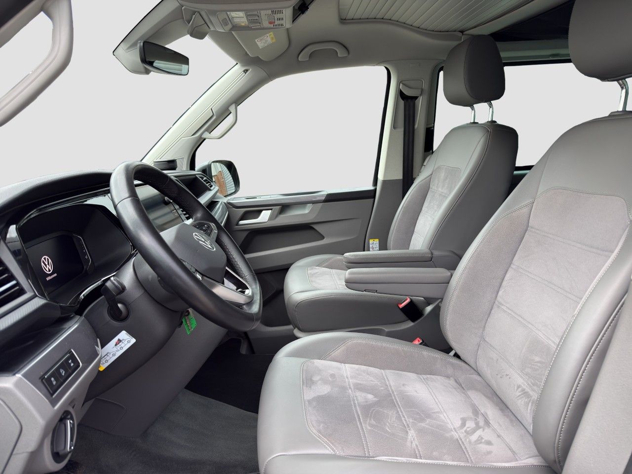 Volkswagen T6 CALIFORNIA 2024 г. Серый, пробег 57900 км