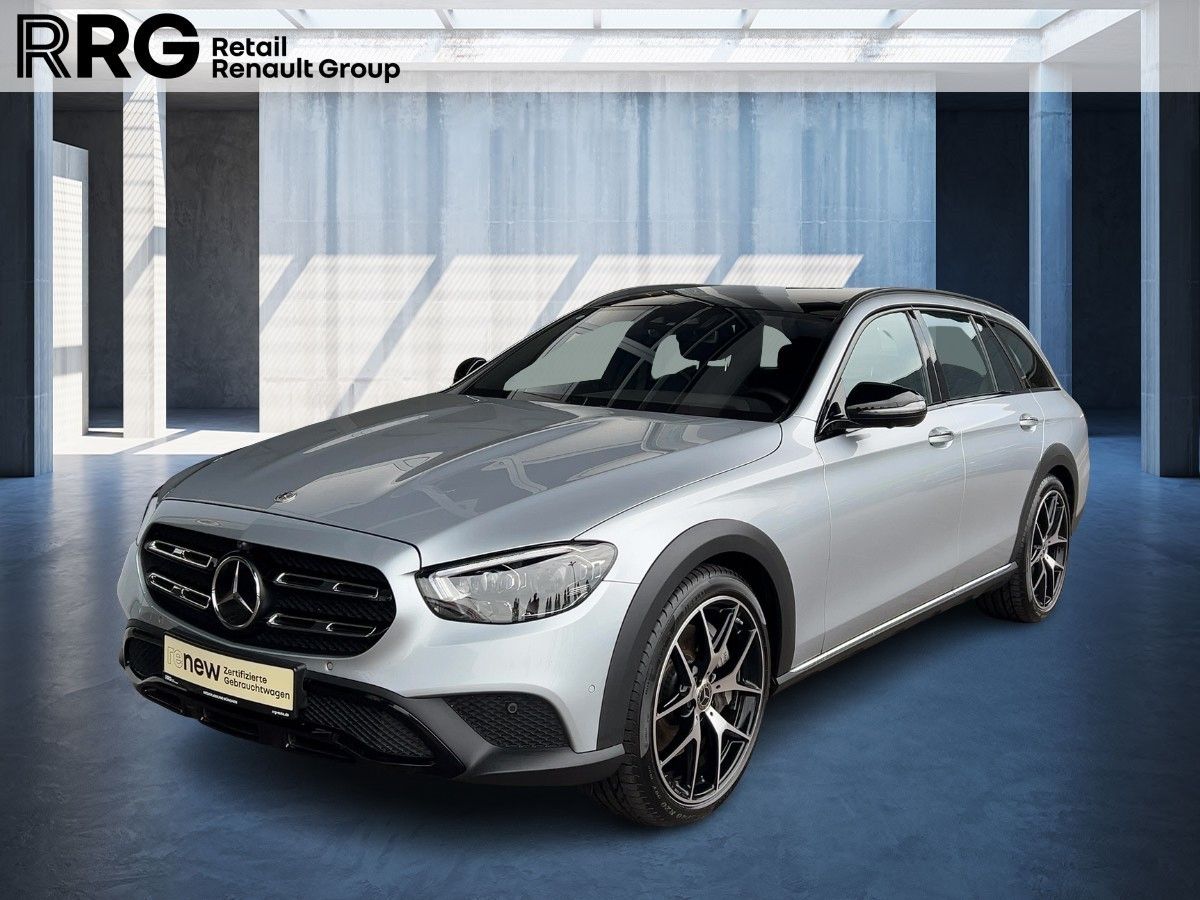 Mercedes-Benz E 450 2023 г. Серебристый, пробег 24797 км