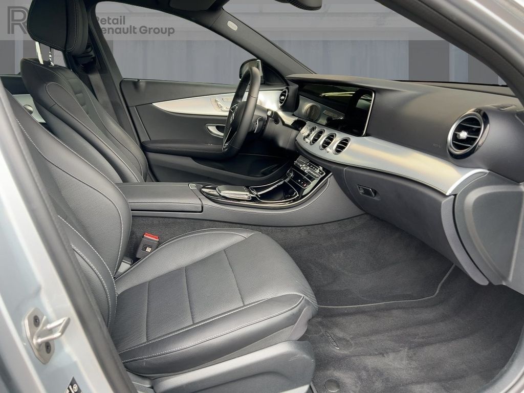 Mercedes-Benz E 450 2023 г. Серебристый, пробег 24797 км