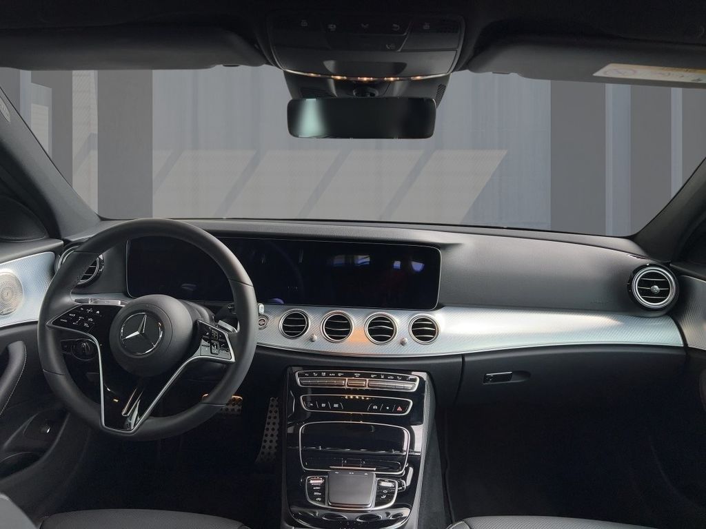 Mercedes-Benz E 450 2023 г. Серебристый, пробег 24797 км