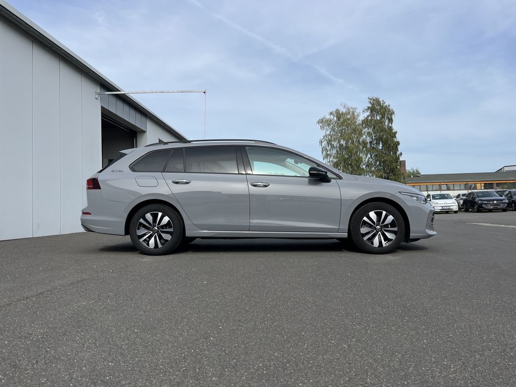 Volkswagen Golf 2025 г. Серый, пробег 23863 км