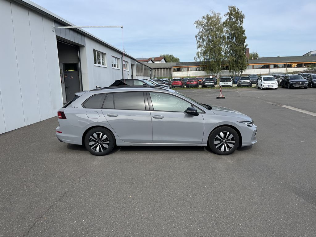 Volkswagen Golf 2025 г. Серый, пробег 23863 км