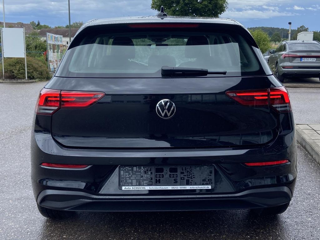 Volkswagen Golf 2024 г. Чёрный, пробег 46151 км