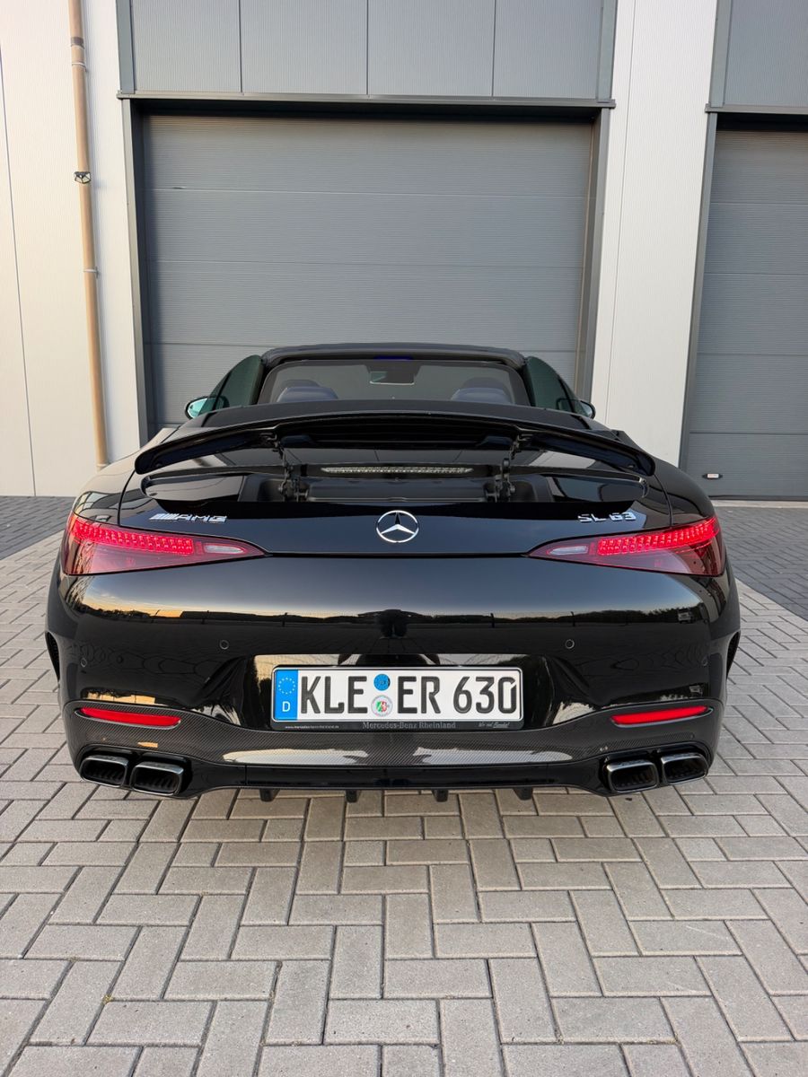 Mercedes-Benz SL 63 AMG 2023 г. Чёрный, пробег 54900 км