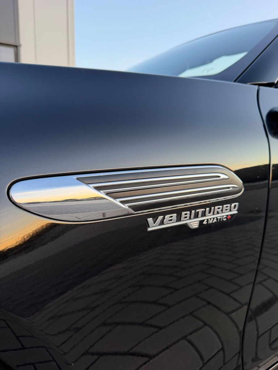 Mercedes-Benz SL 63 AMG 2023 г. Чёрный, пробег 54900 км