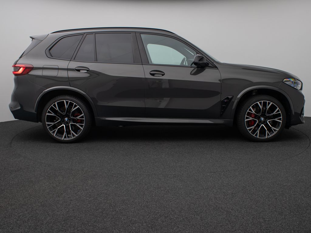 BMW X5 M 2023 г. Серый, пробег 54175 км