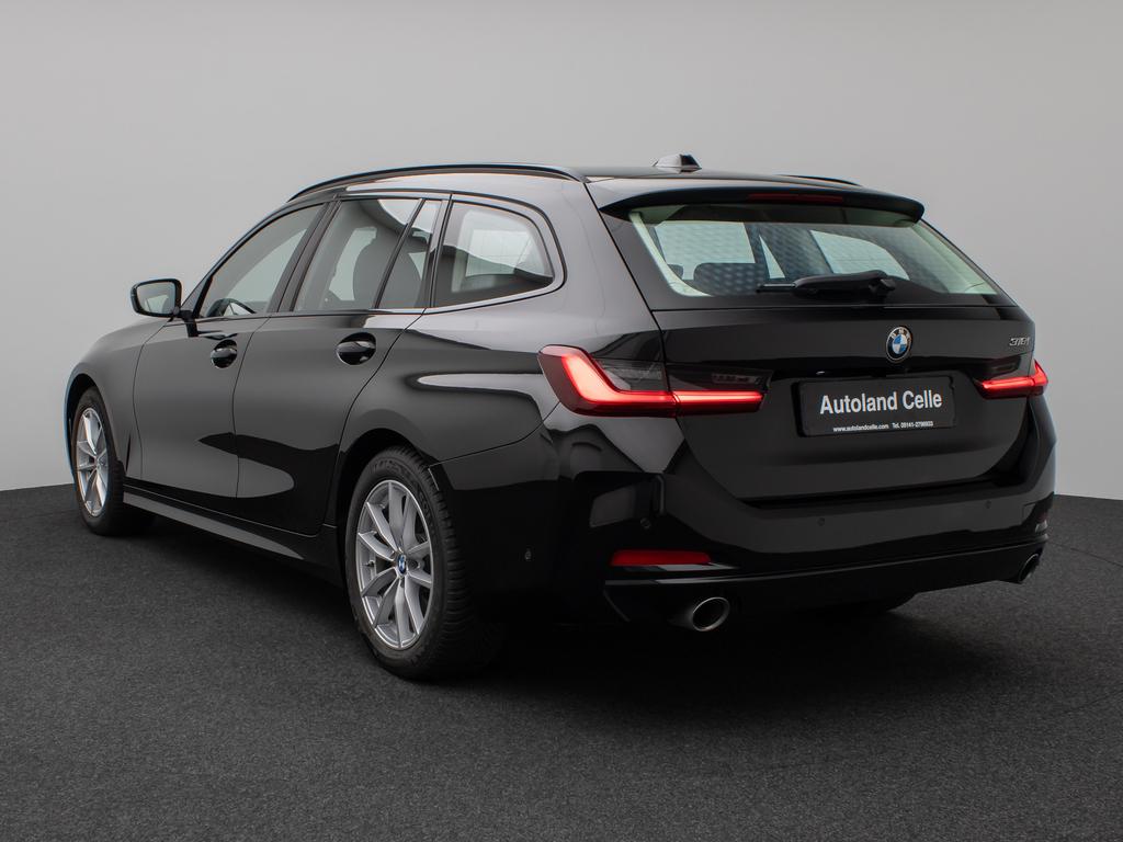 BMW 318 2025 г. Чёрный, пробег 12744 км