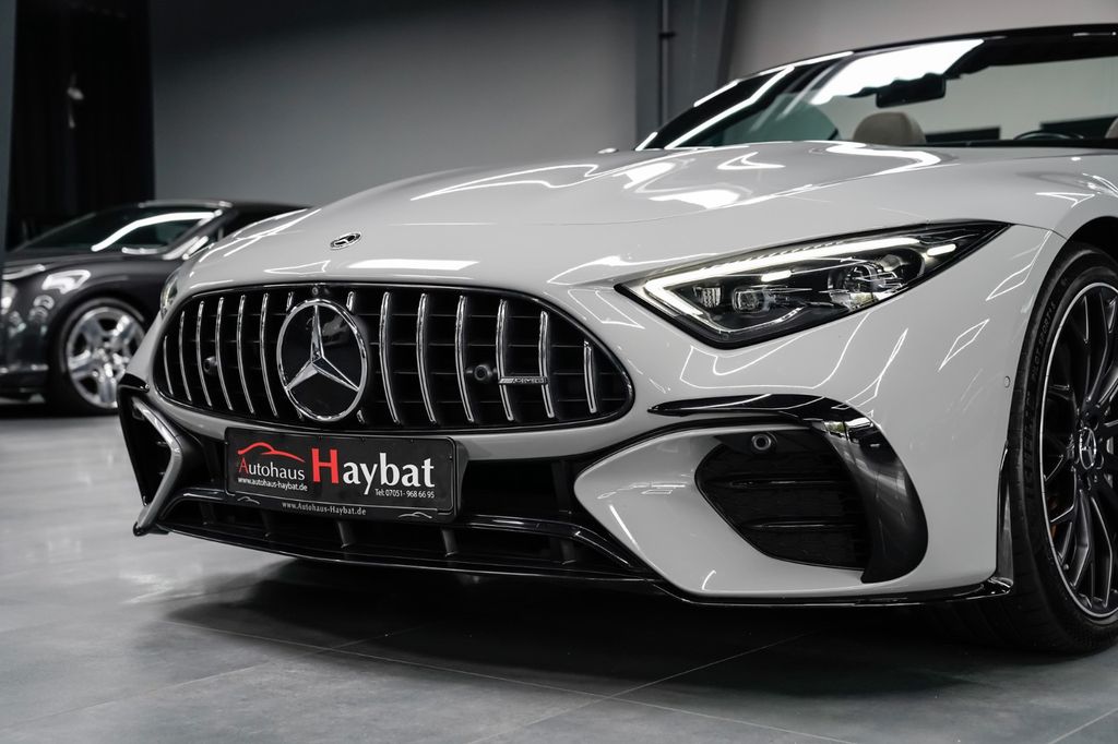 Mercedes-Benz SL 43 AMG 2023 г. Серый, пробег 42000 км