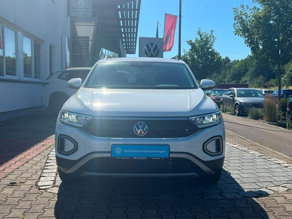 Volkswagen T-Roc 2023 г. Белый, пробег 60000 км