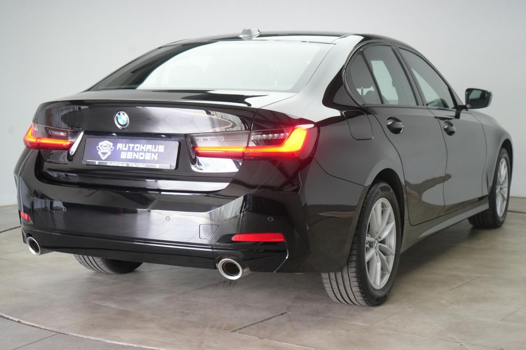 BMW 320 2023 г. Чёрный, пробег 47000 км