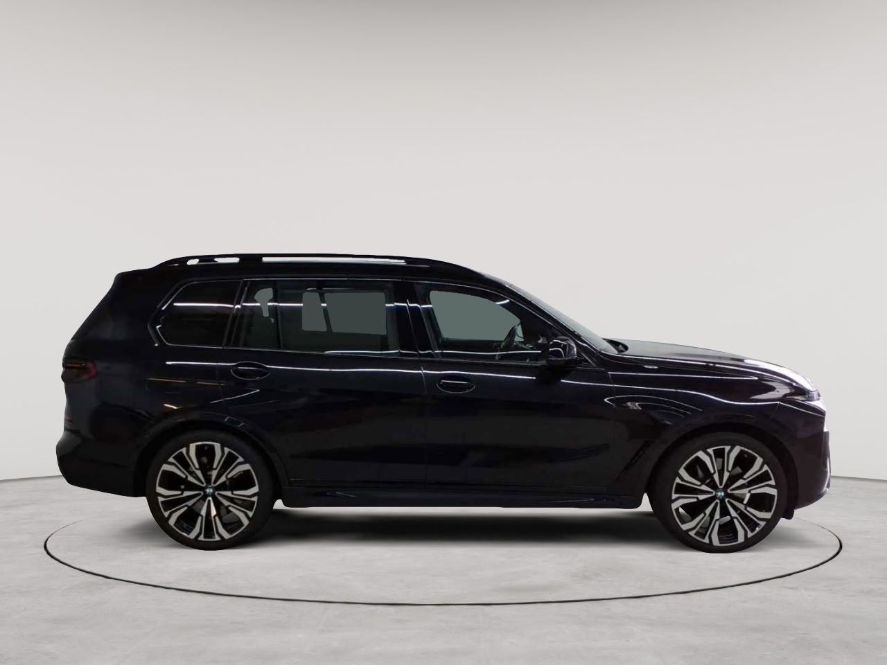 BMW X7 M60 2023 г. Чёрный, пробег 37897 км