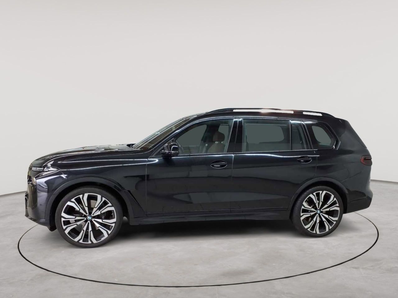 BMW X7 M60 2023 г. Чёрный, пробег 37897 км