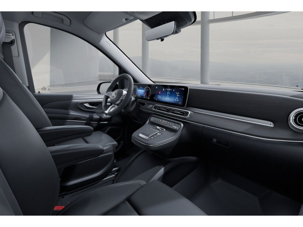 Mercedes-Benz V 300 2025 г. Чёрный, пробег 34179 км