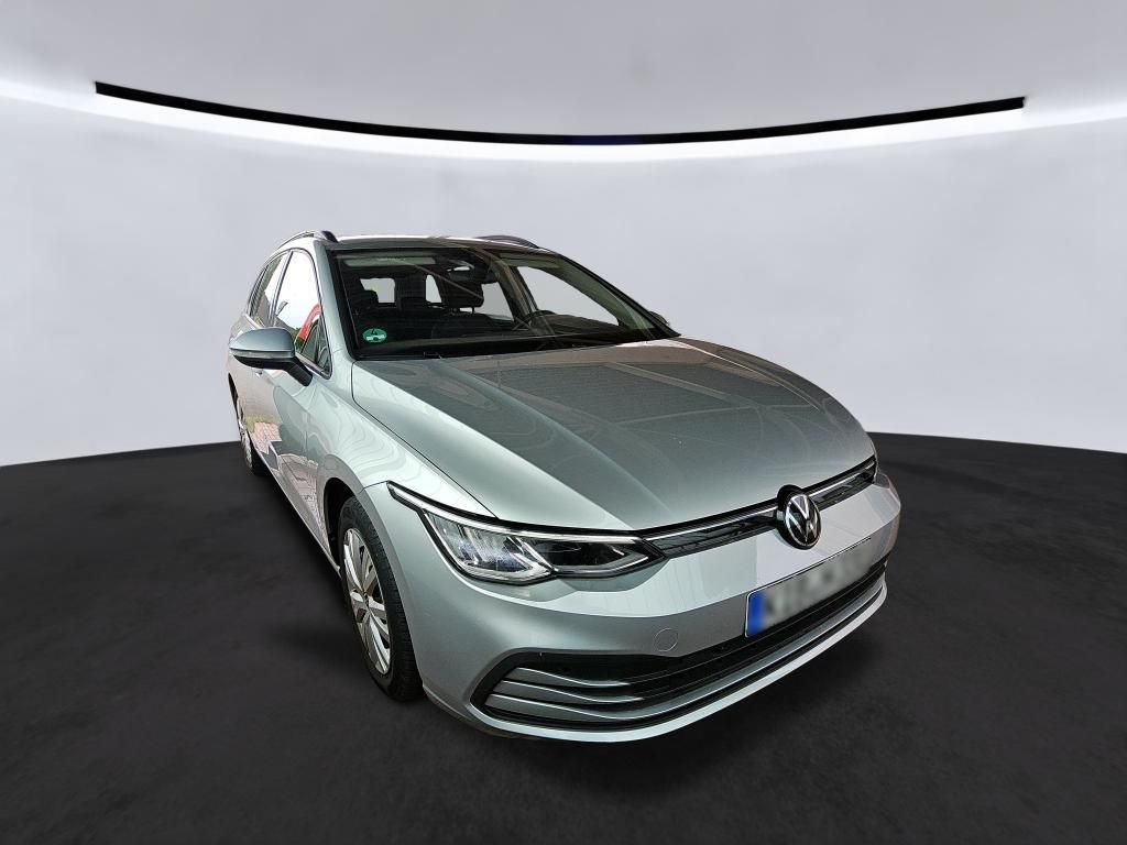 Volkswagen Golf 2023 г. Серебристый, пробег 50395 км