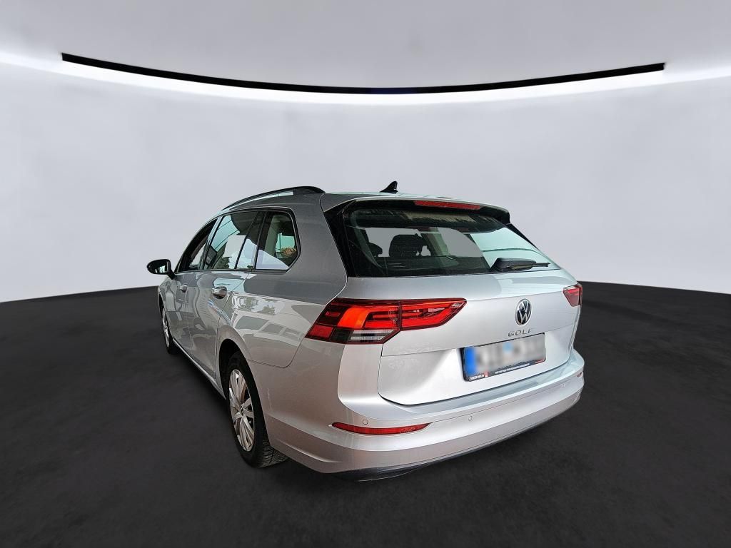 Volkswagen Golf 2023 г. Серебристый, пробег 50395 км