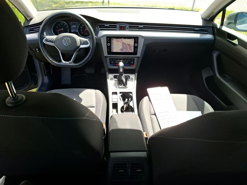 Volkswagen PASSAT VARIANT 2023 г. Серый, пробег 48871 км