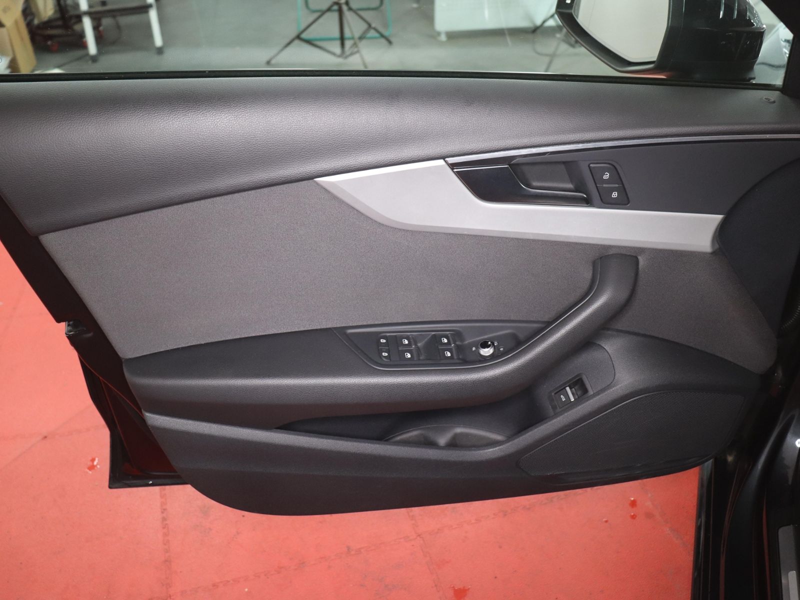 Audi A4 2022 г. Серый, пробег 45697 км