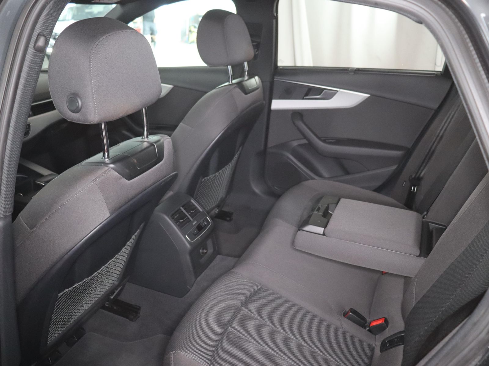 Audi A4 2022 г. Серый, пробег 45697 км